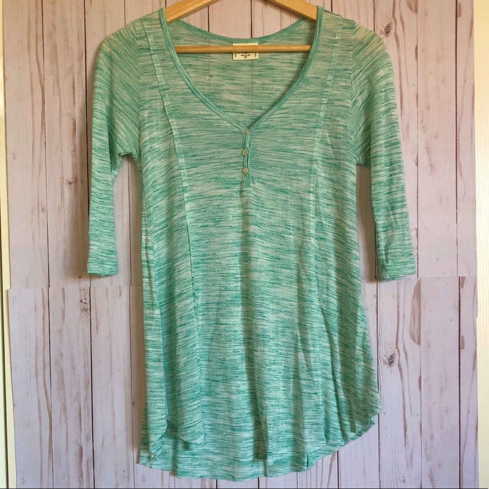 Buckle 3/4 Sleeve Length Top